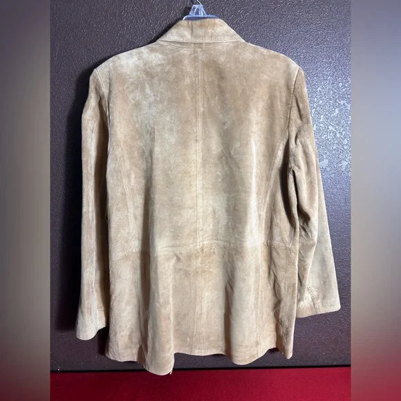 St. John's Bay Women's Tan Suede Jacket - Picture 2 of 3